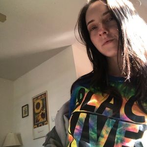 Meet your Posher, Isabel